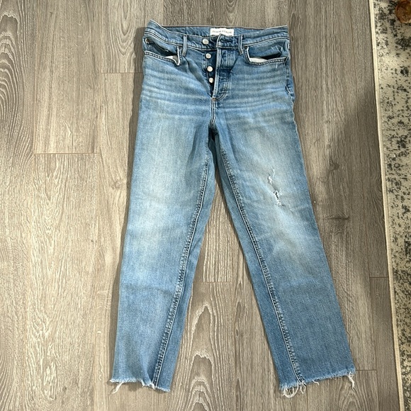 Denim forum the Arlo high-rise straight from Aritzia - Picture 10 of 10